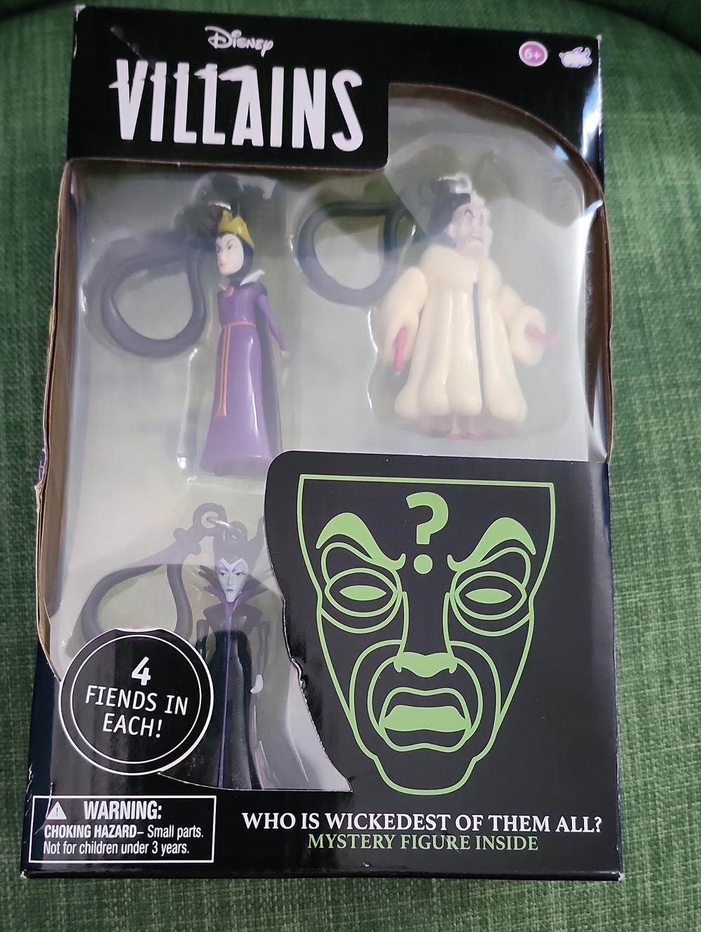 Disney Villains Mystery Figure Bag Clip Pack - Black, Green, Purple